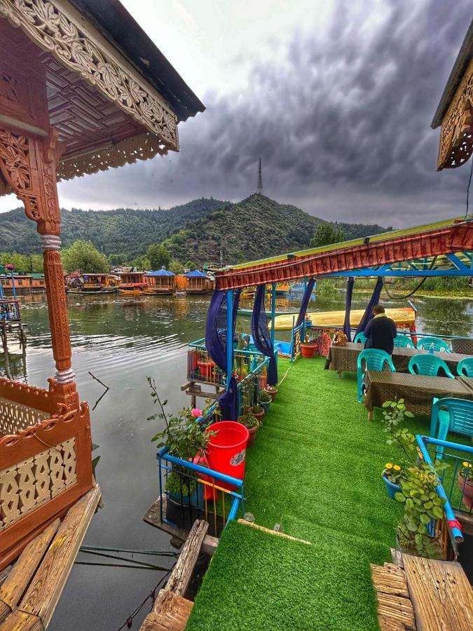 Hotel Exotic Young Shreen Houseboat Srīnagar Exteriér fotografie