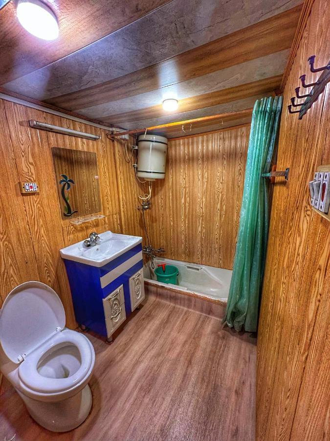 Hotel Exotic Young Shreen Houseboat Srīnagar Exteriér fotografie