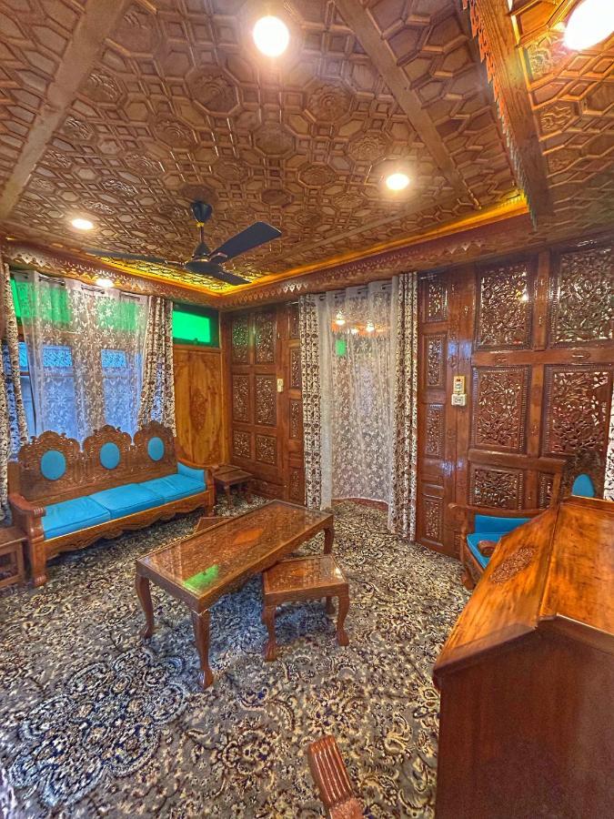 Hotel Exotic Young Shreen Houseboat Srīnagar Exteriér fotografie